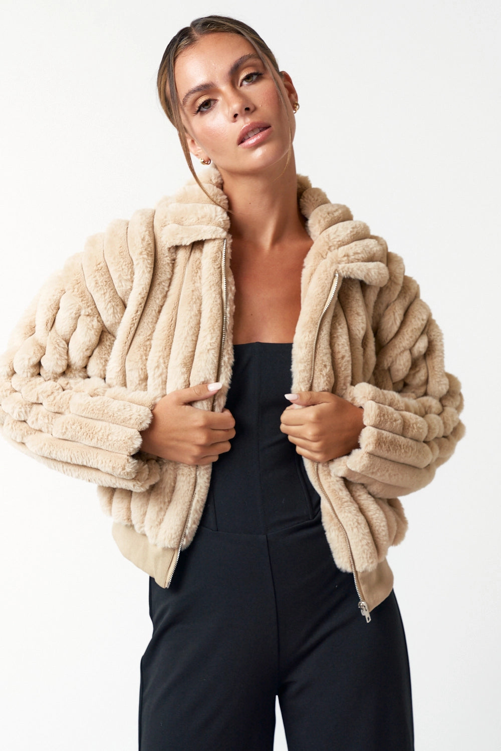 Yvanna Faux Fur Drop Shoulder Long Sleeve Jacket