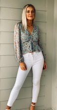 Load image into Gallery viewer, Shelli Floral Ruched Peplum Blouse
