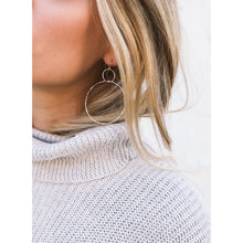 Load image into Gallery viewer, Double Hammered Silhouette Hoop Earrings
