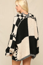 Load image into Gallery viewer, Haisley Oversized Checkered Cardigan
